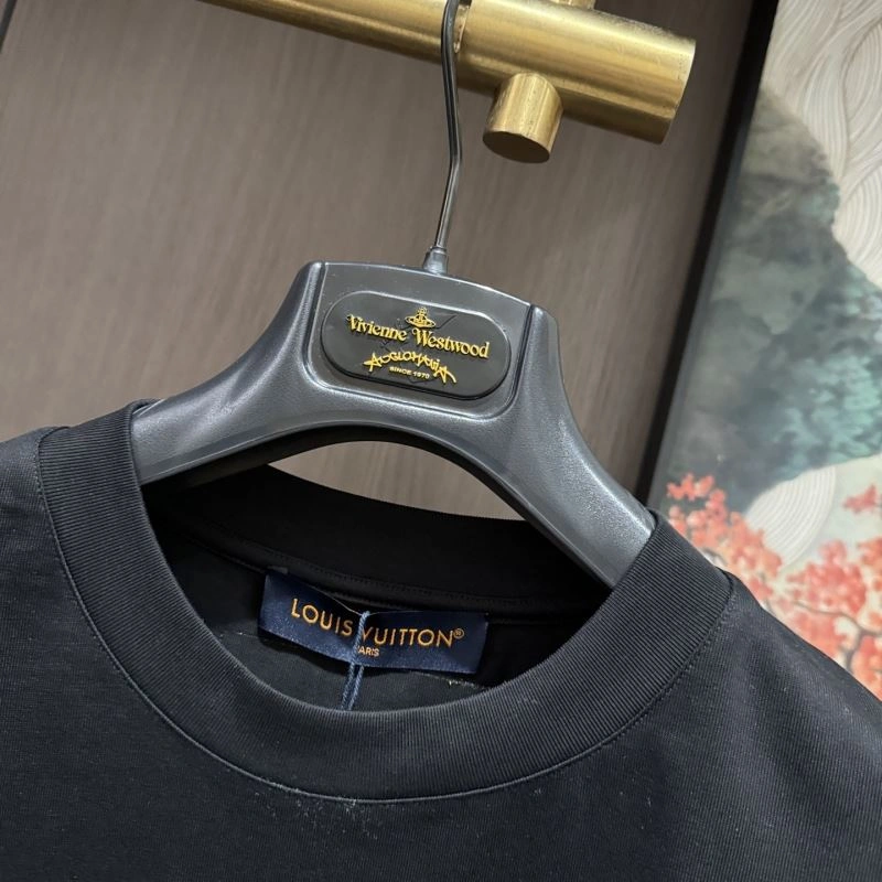 Louis Vuitton T-Shirts Trendy 133333