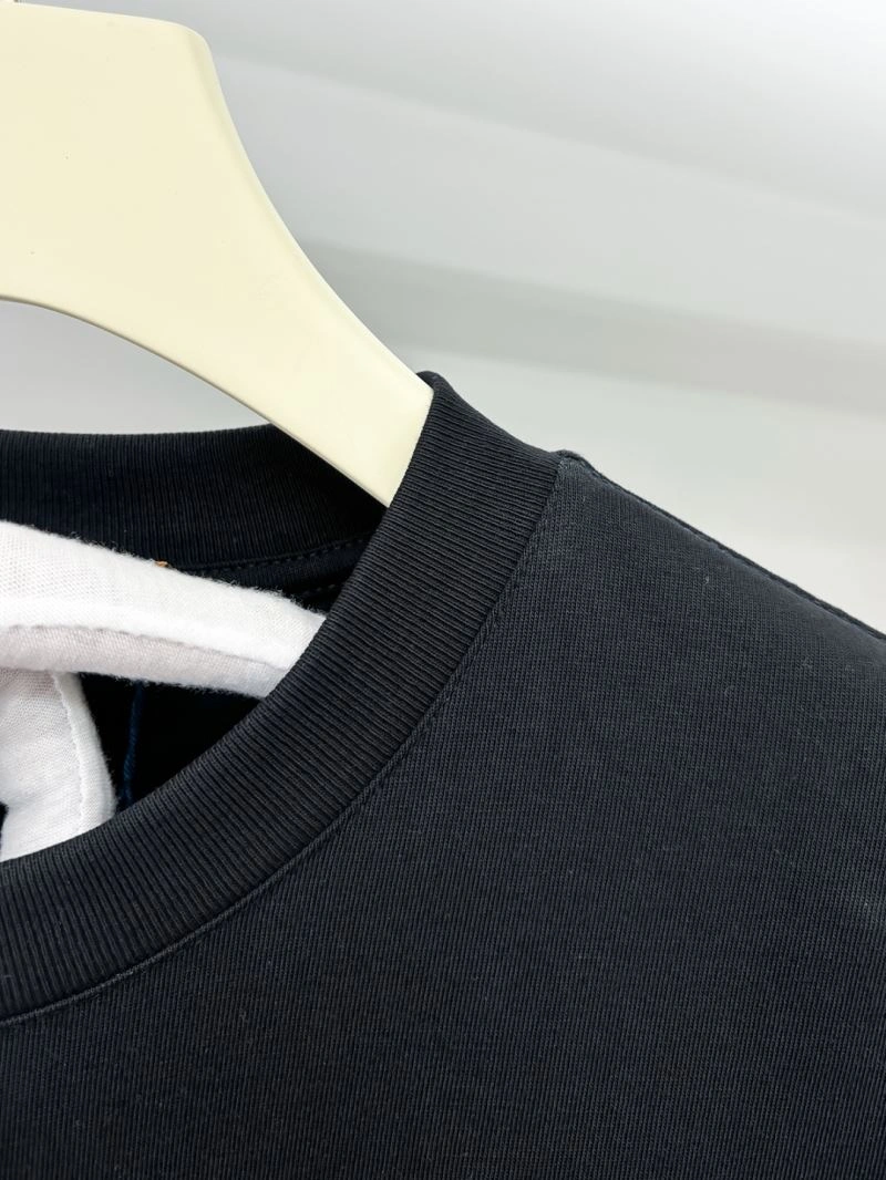 Louis Vuitton T-Shirts Casual 133326
