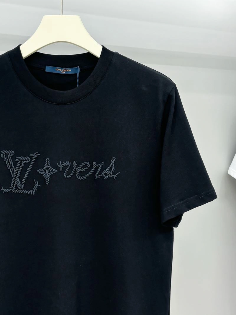 Louis Vuitton T-Shirts Casual 133326