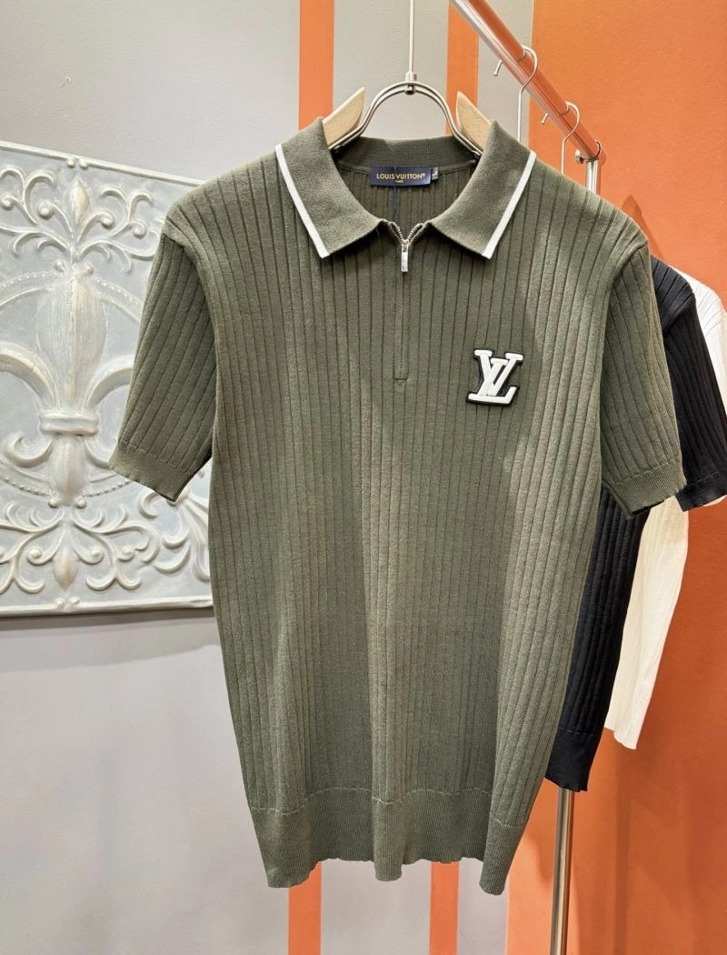 Sleek Louis Vuitton T-Shirts 133307