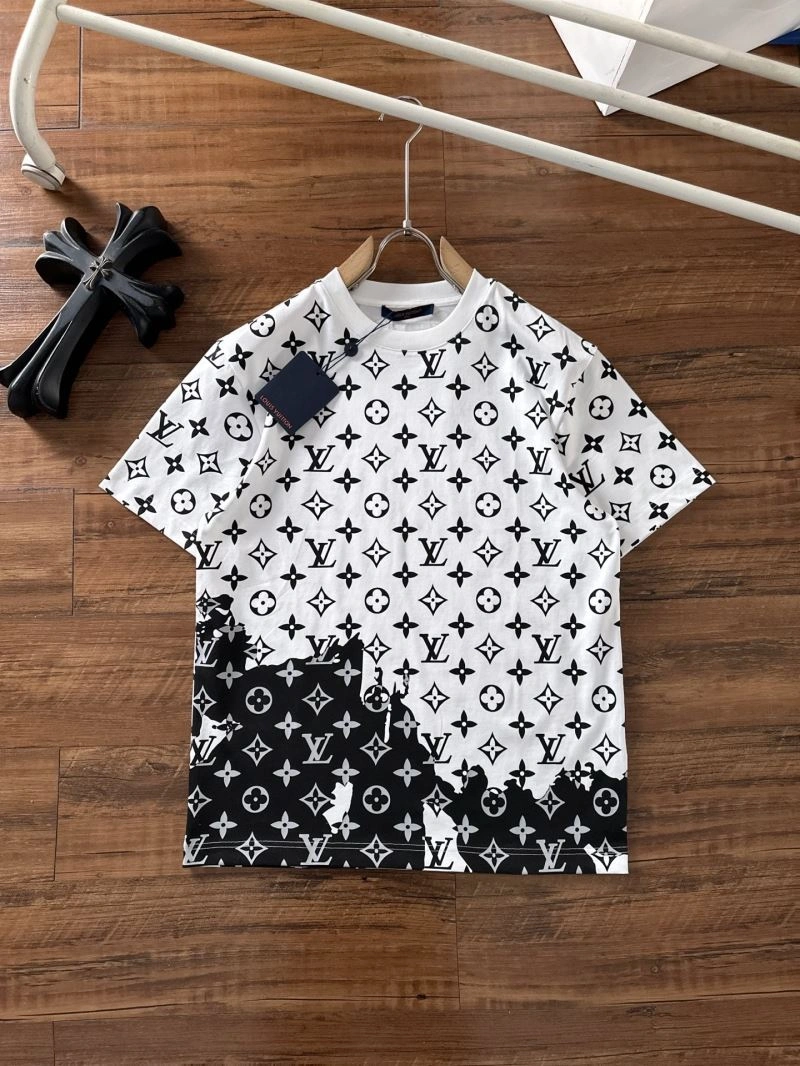 WellDesigned Louis Vuitton T-Shirts 133274