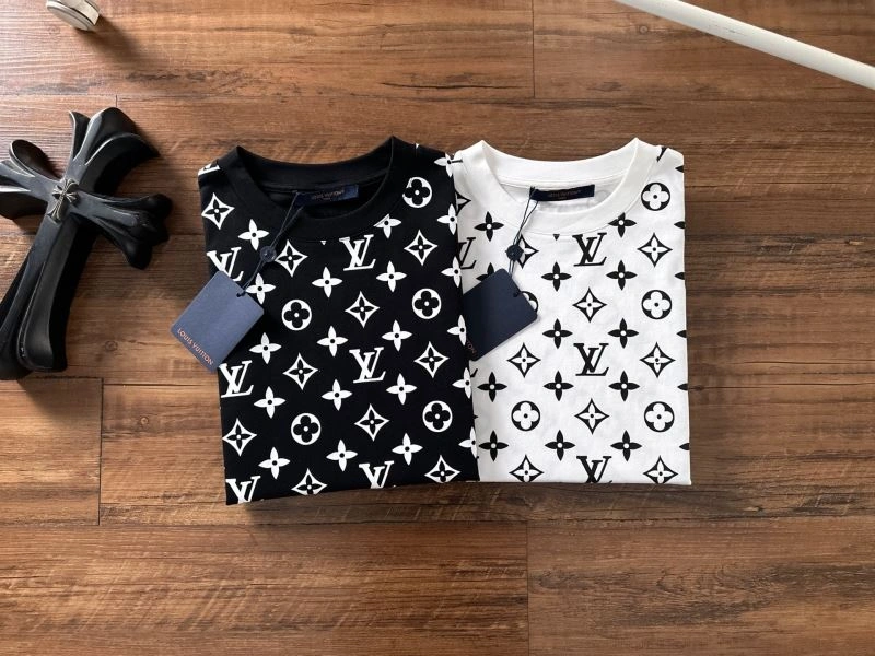 Louis Vuitton T-Shirts Durable 133284