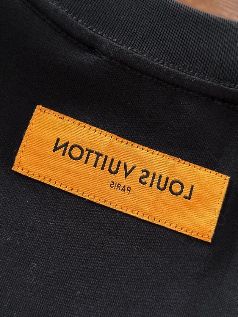 Louis Vuitton T-Shirts SmartChoice 133280