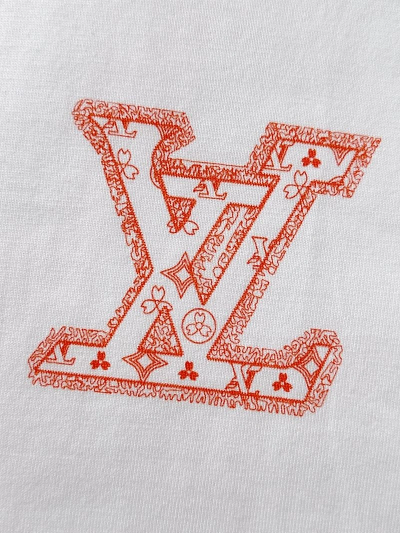 Elegant Louis Vuitton T-Shirts 133275
