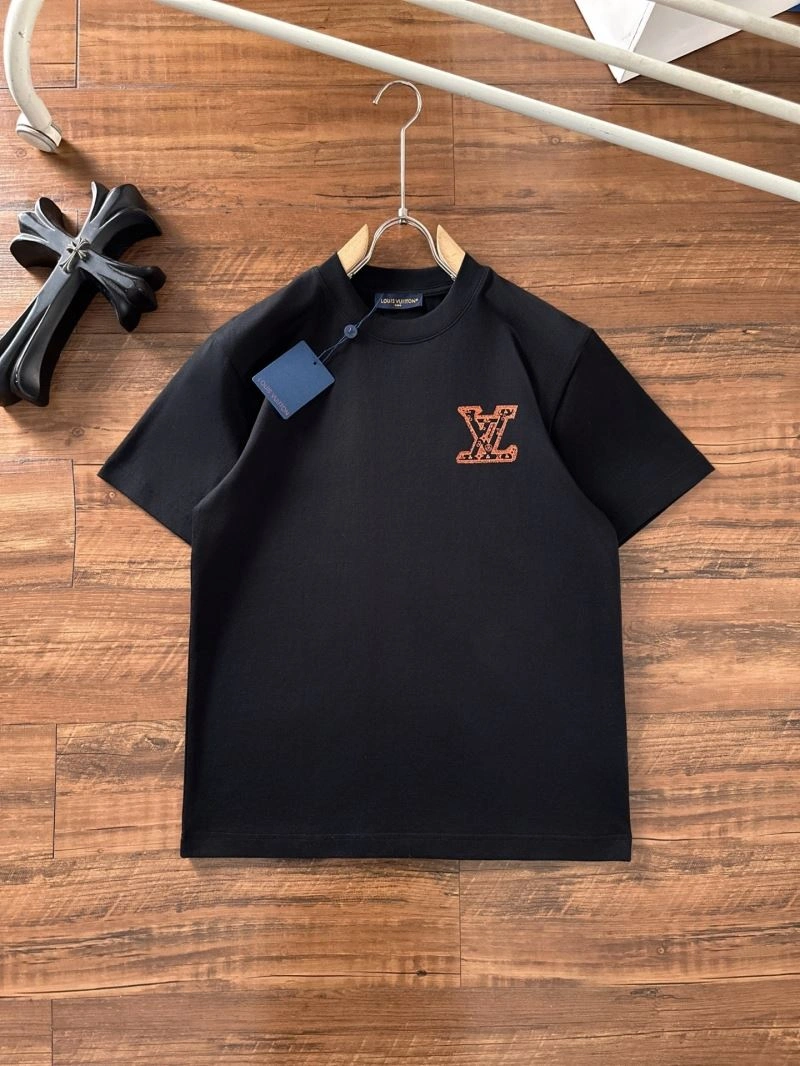 Contemporary Louis Vuitton T-Shirts 133291