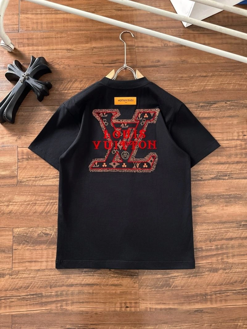 Contemporary Louis Vuitton T-Shirts 133291