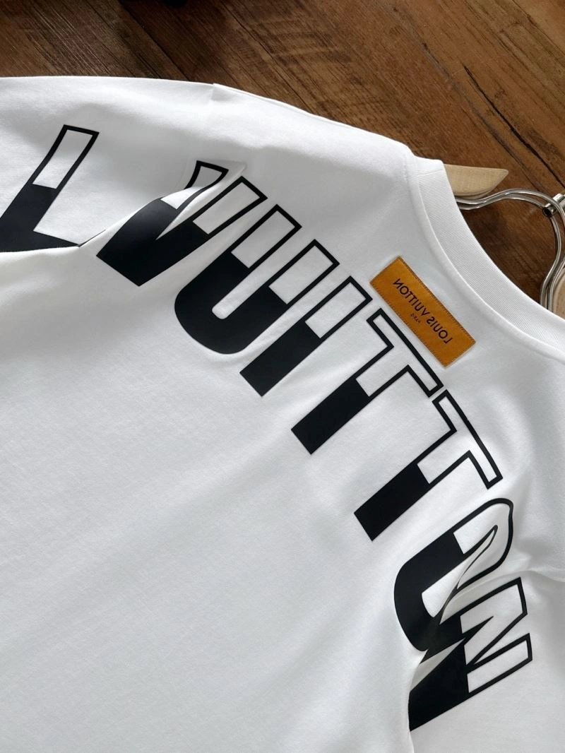 Louis Vuitton T-Shirts Durable 133292