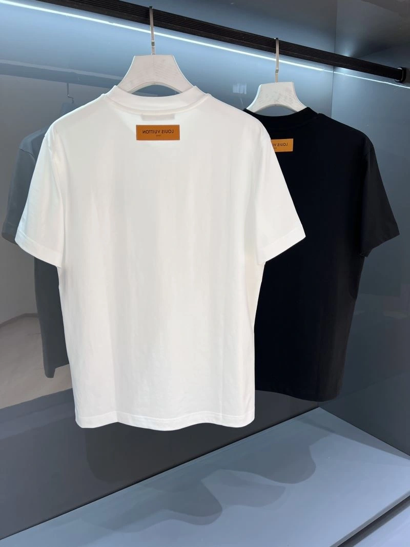 Louis Vuitton T-Shirts Fashionable 133303