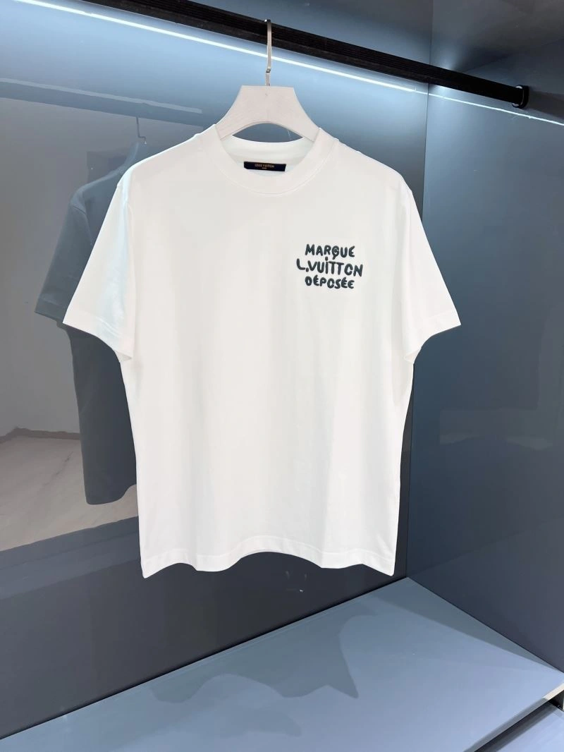 Louis Vuitton T-Shirts Fashionable 133303
