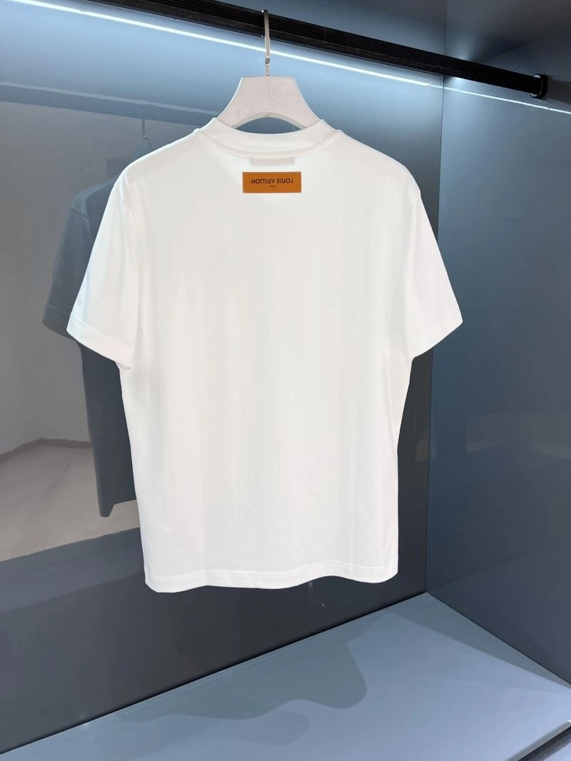 Louis Vuitton T-Shirts Fashionable 133303