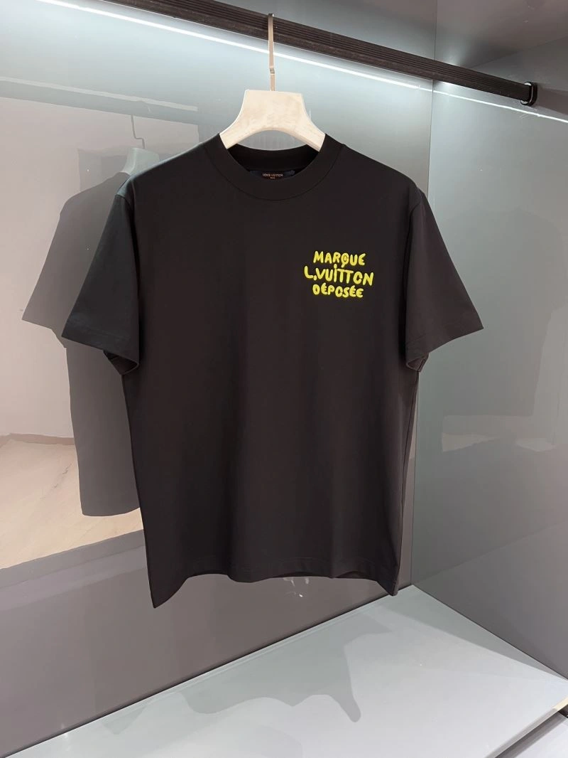 Louis Vuitton T-Shirts Fashionable 133303