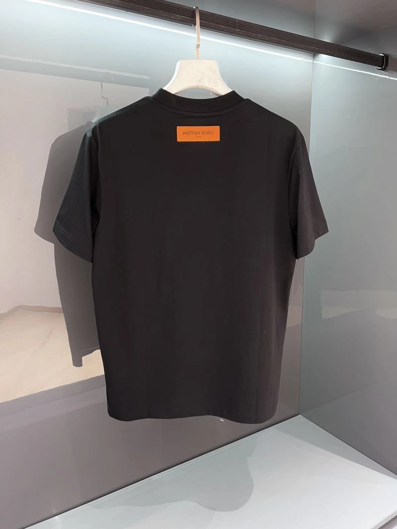 Louis Vuitton T-Shirts Fashionable 133303