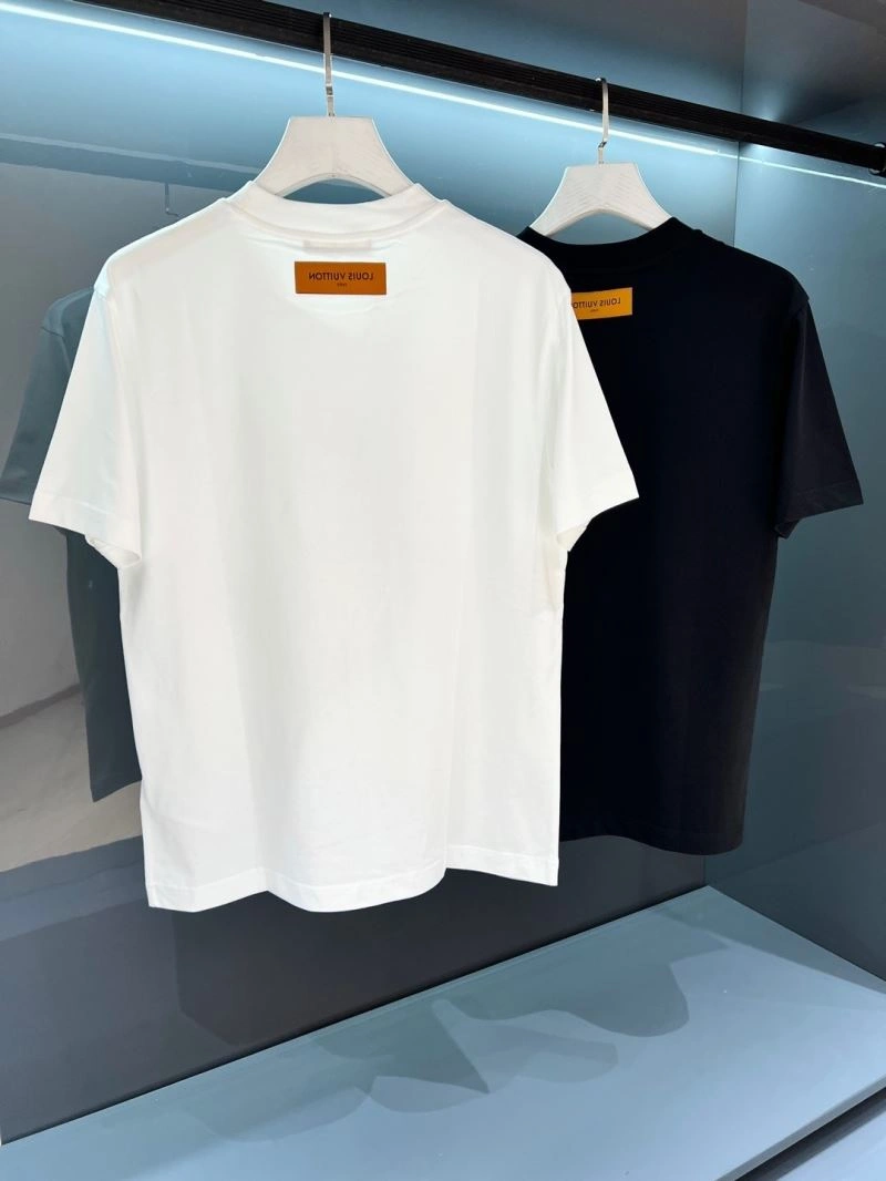 OdorResistant Louis Vuitton T-Shirts 133300