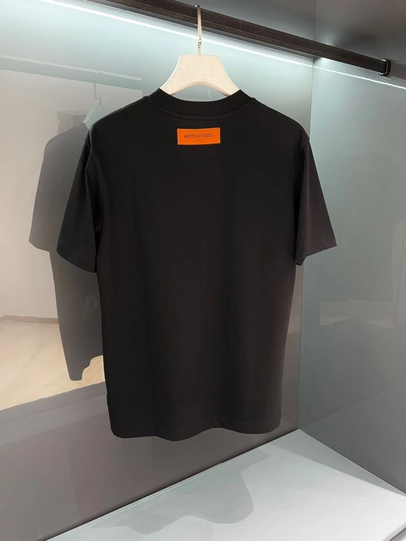 OdorResistant Louis Vuitton T-Shirts 133300