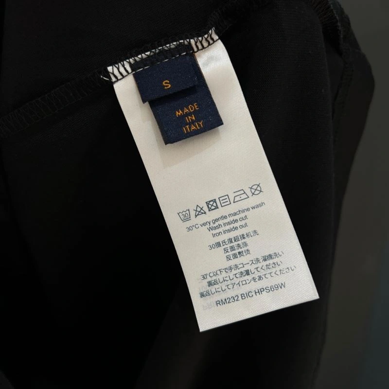 OdorResistant Louis Vuitton T-Shirts 133300