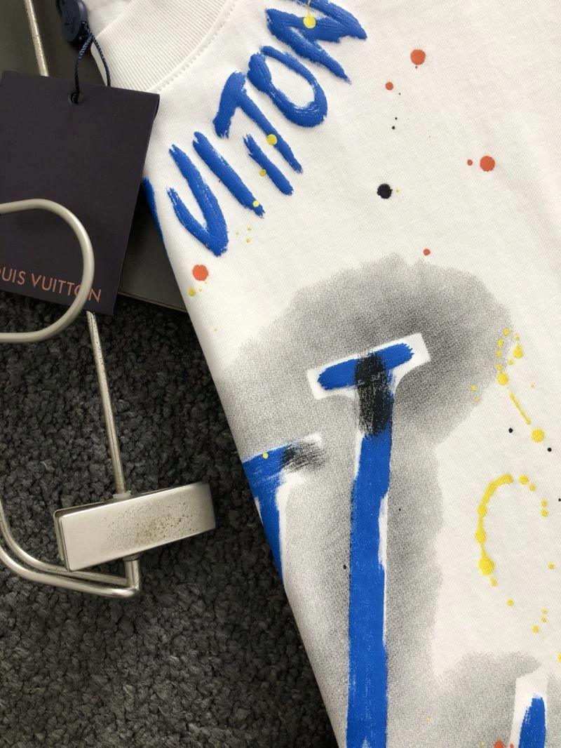 NewStyle Louis Vuitton T-Shirts 133290