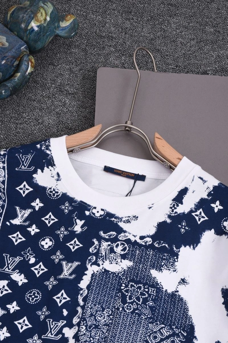 Louis Vuitton T-Shirts Snug 133293