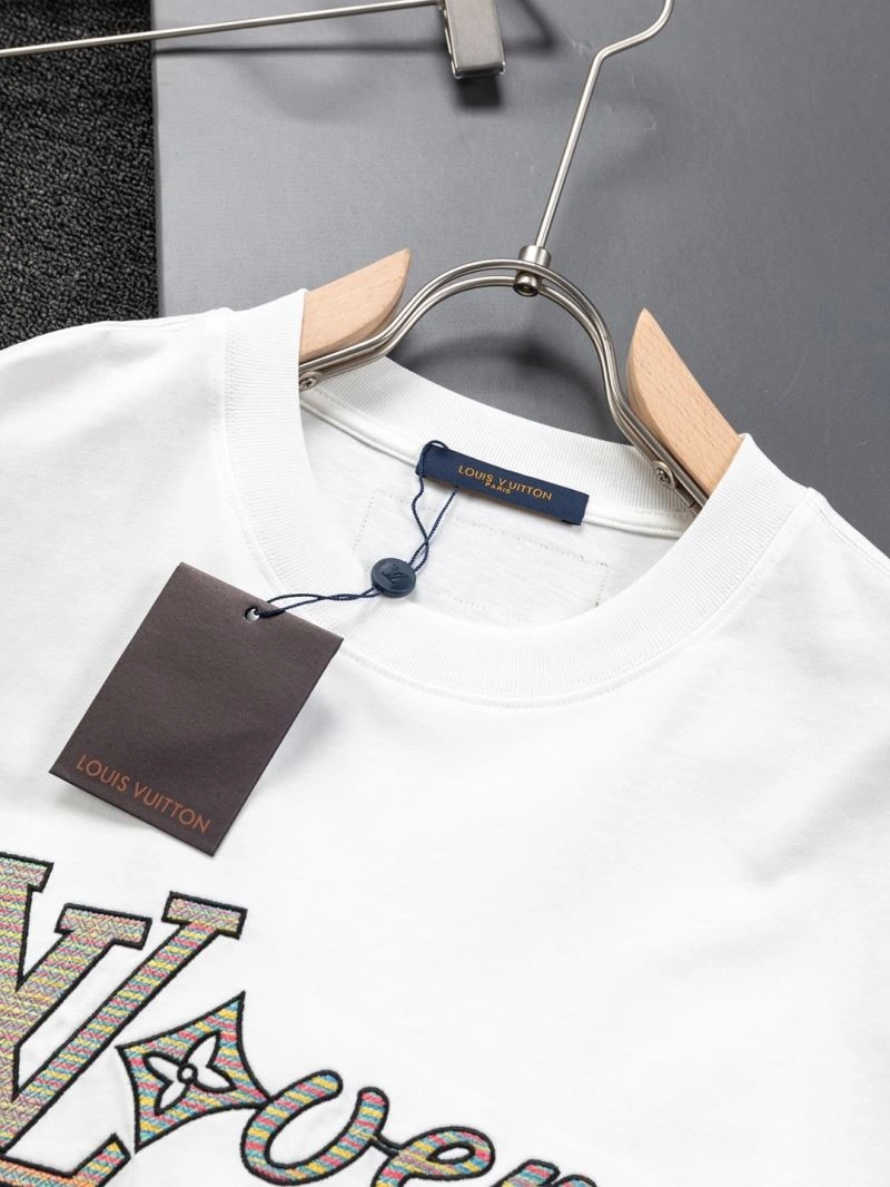 Louis Vuitton T-Shirts Affordable 133271