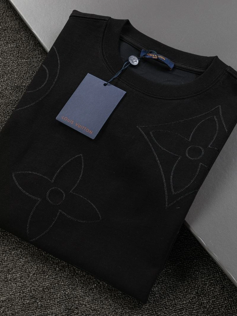 Snug Louis Vuitton T-Shirts 133302