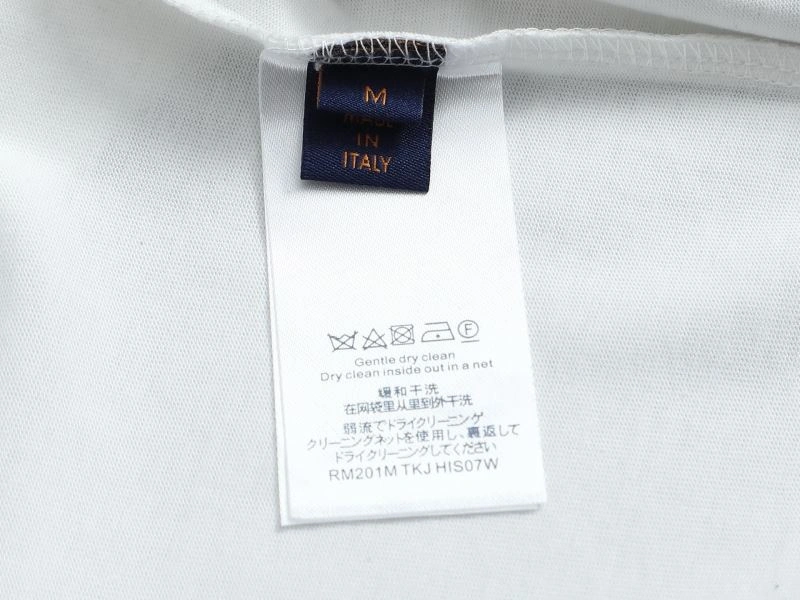 Practical Louis Vuitton T-Shirts 133299