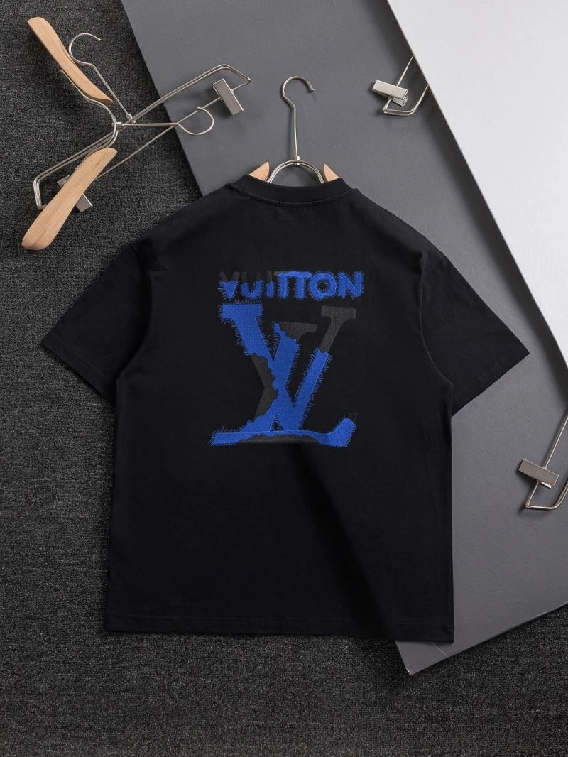 Louis Vuitton T-Shirts Youthful 133294