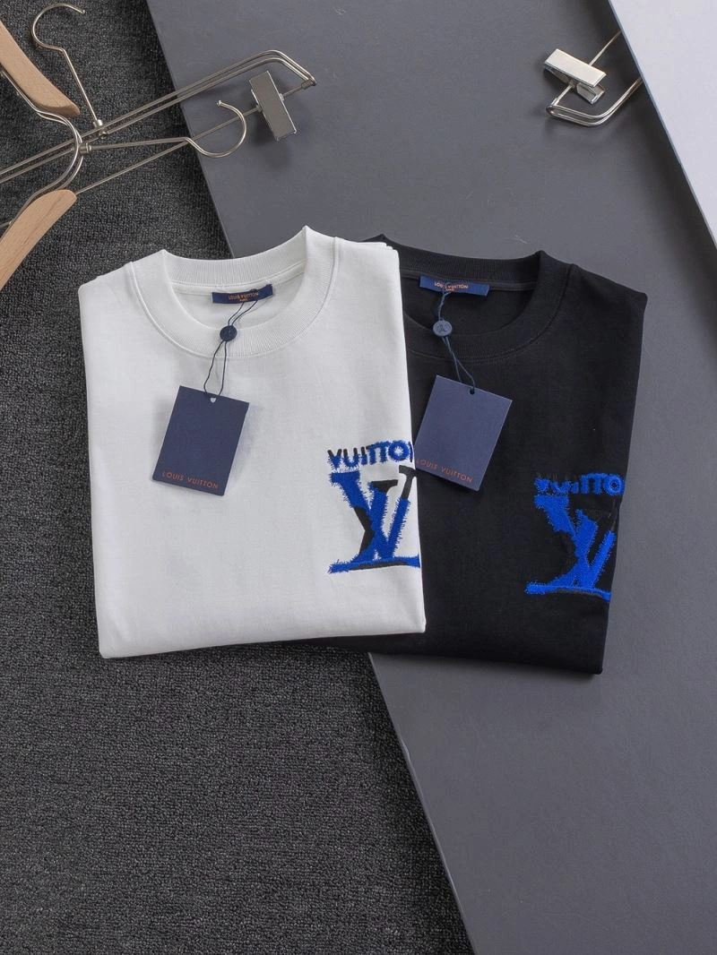 Louis Vuitton T-Shirts Youthful 133294