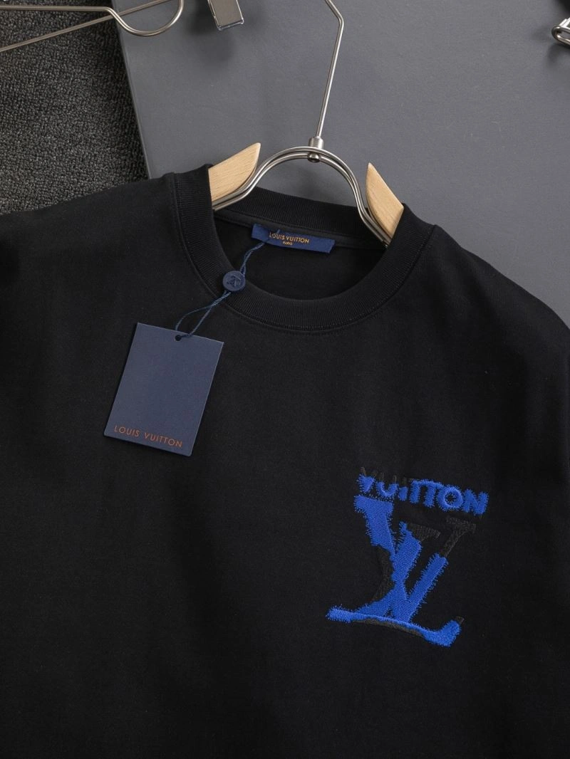 Louis Vuitton T-Shirts Youthful 133294