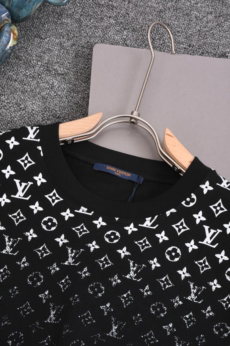 Louis Vuitton T-Shirts Reliable 133269