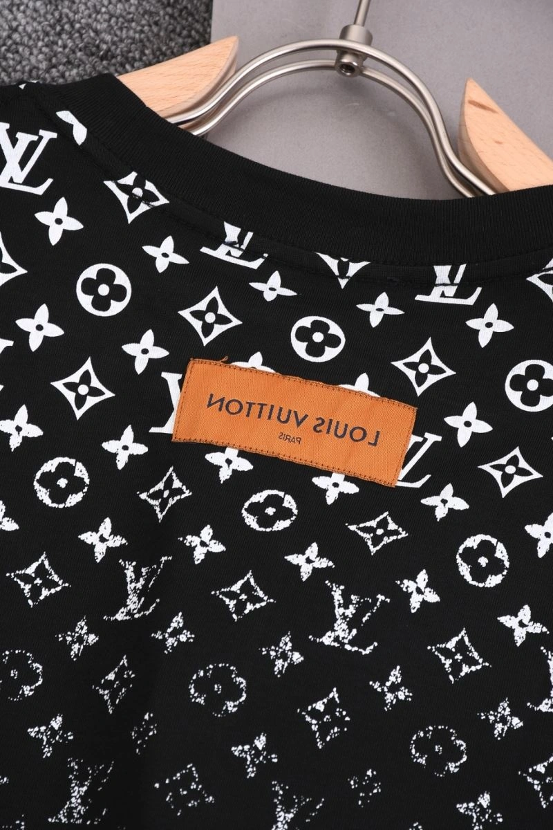 Louis Vuitton T-Shirts Reliable 133269