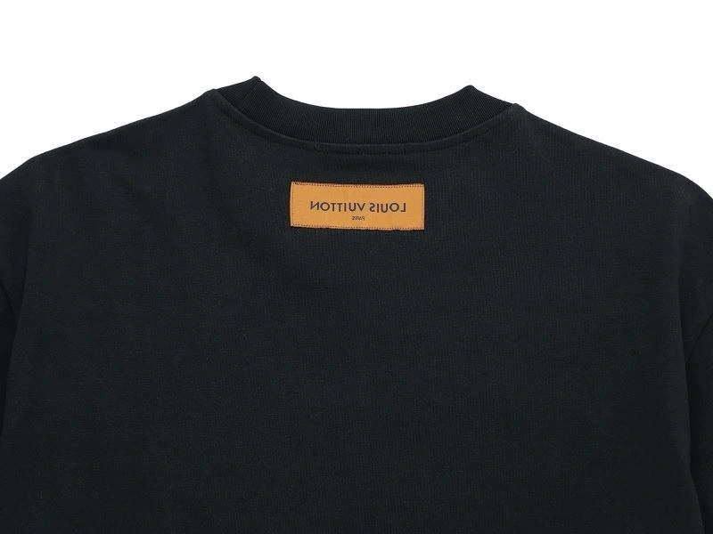 Louis Vuitton T-Shirts Compact 133278