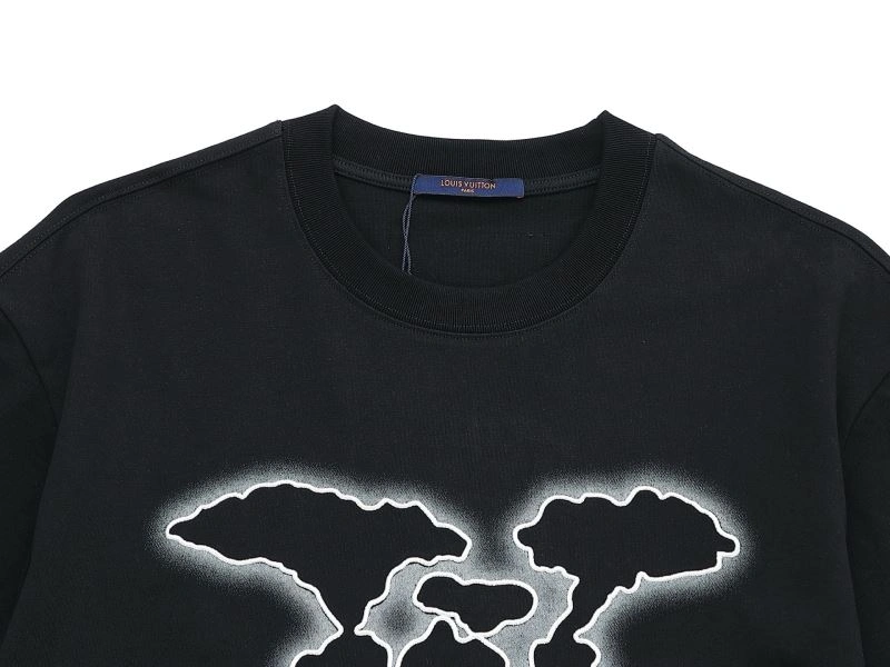 Louis Vuitton T-Shirts Compact 133278