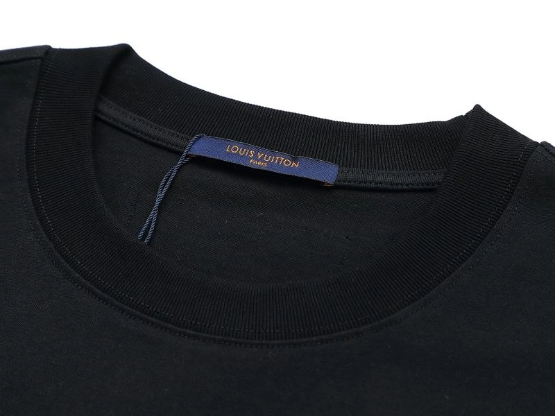 Louis Vuitton T-Shirts Compact 133278