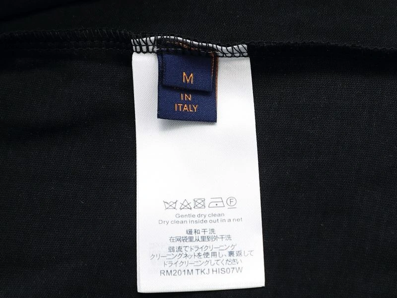 Louis Vuitton T-Shirts Compact 133278