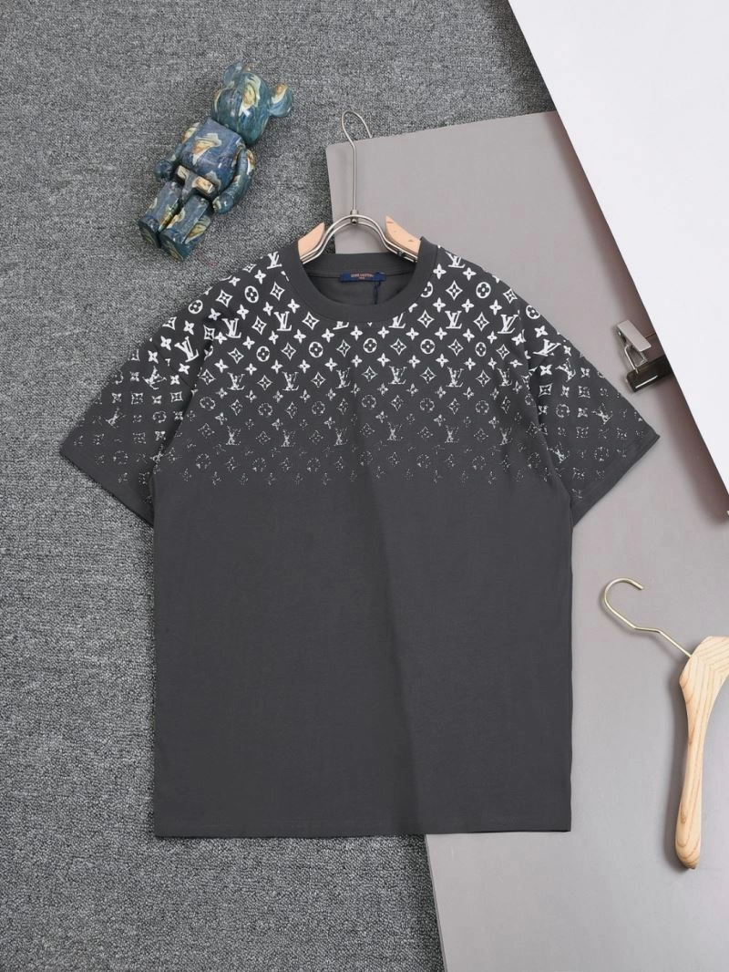 Louis Vuitton T-Shirts Contemporary 133268