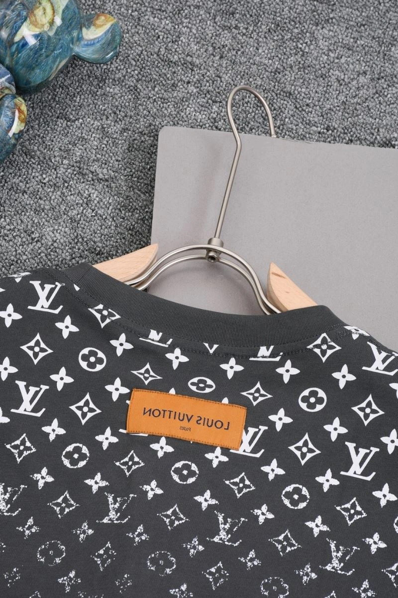 Louis Vuitton T-Shirts Contemporary 133268