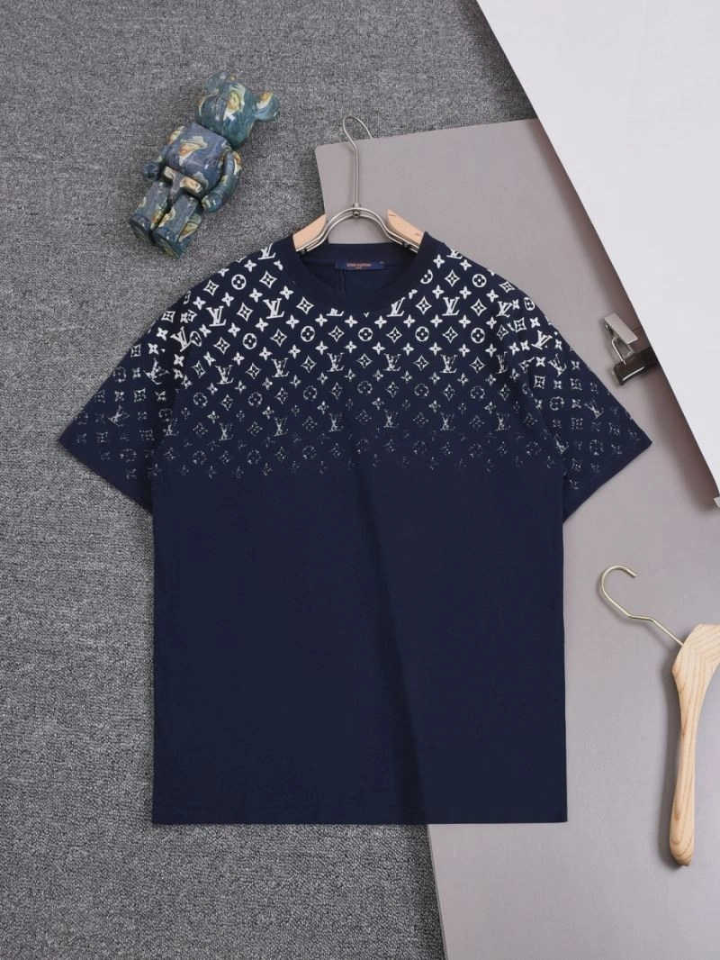 Functional Louis Vuitton T-Shirts 133267