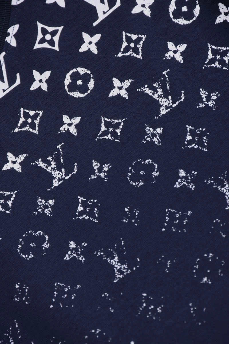 Functional Louis Vuitton T-Shirts 133267