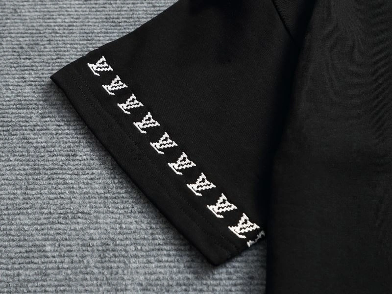 Louis Vuitton T-Shirts EyeCatching 133255