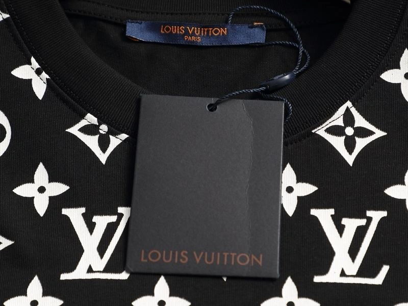Louis Vuitton T-Shirts HighQuality 133252
