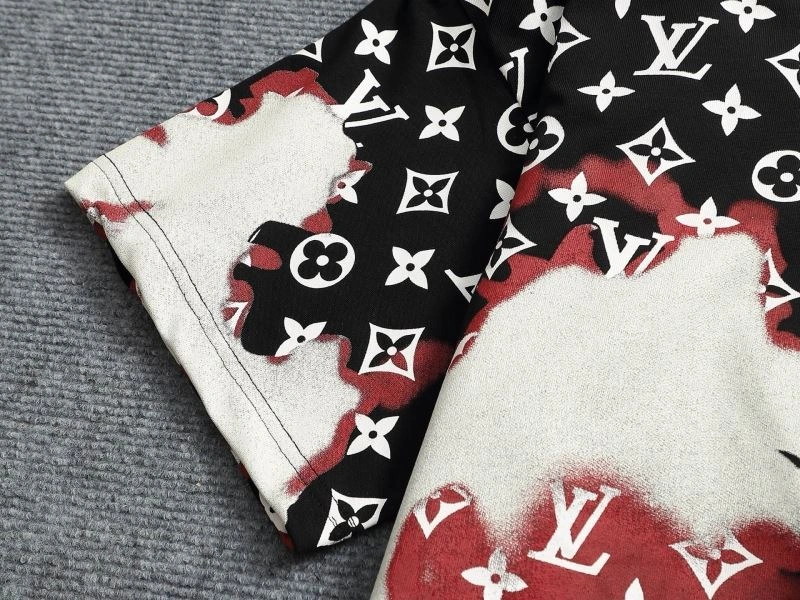 Louis Vuitton T-Shirts HighQuality 133252