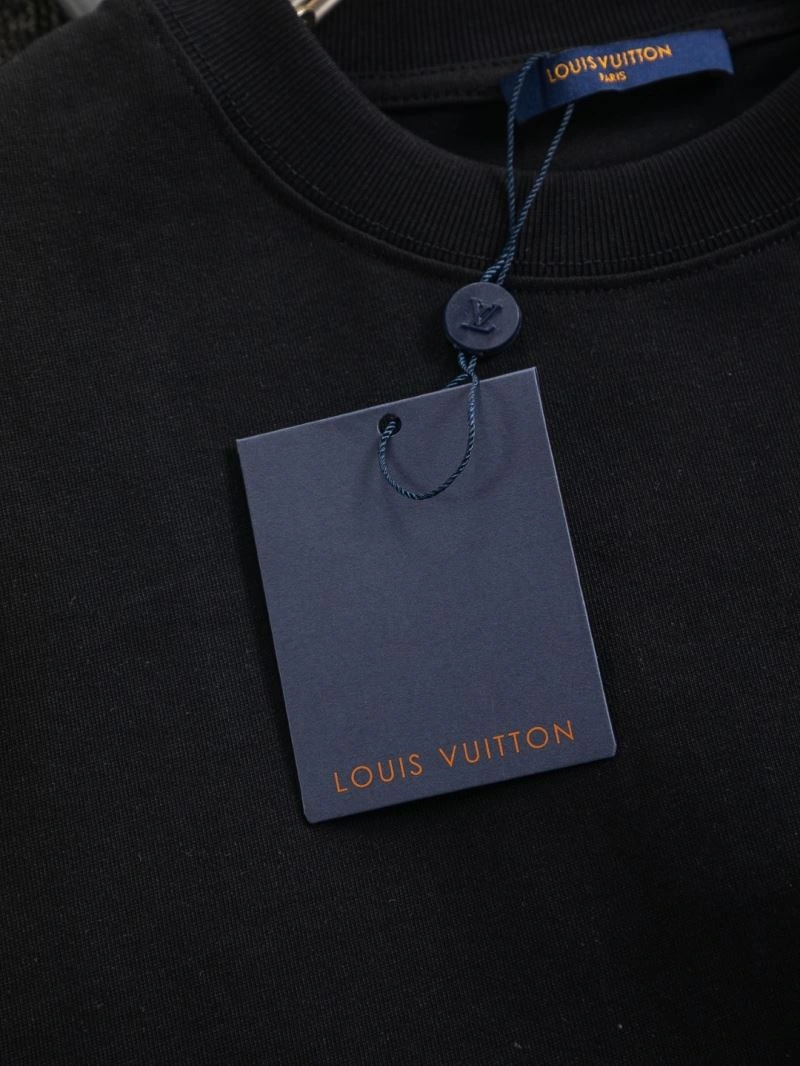 Stretchable Louis Vuitton T-Shirts 133261