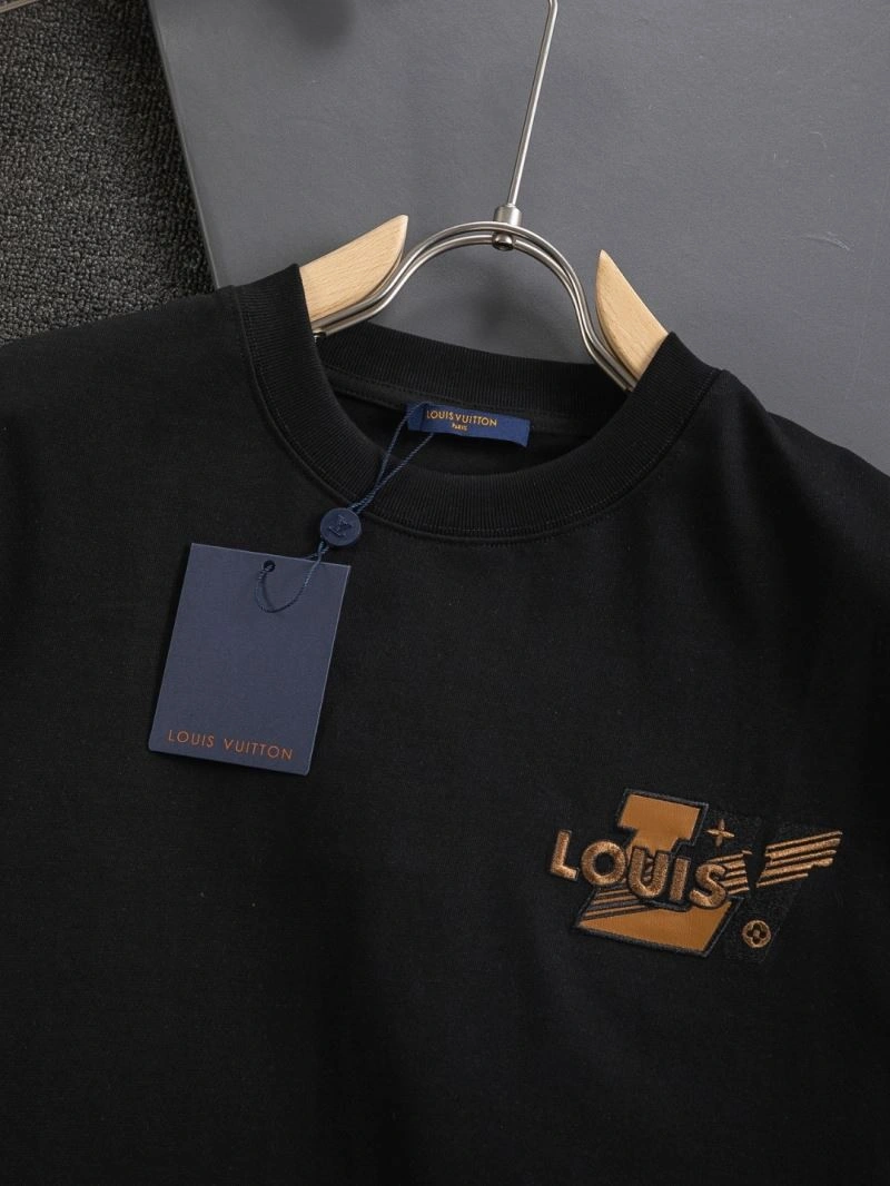 Stretchable Louis Vuitton T-Shirts 133261
