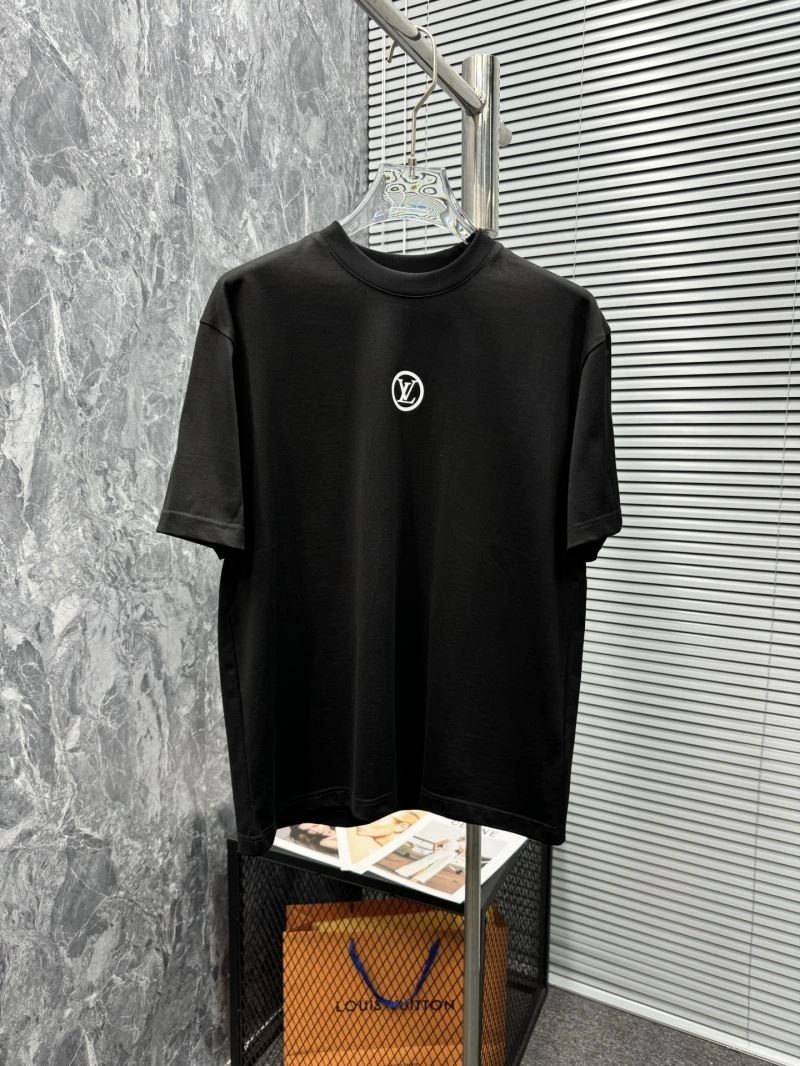 Louis Vuitton T-Shirts Sophisticated 133240