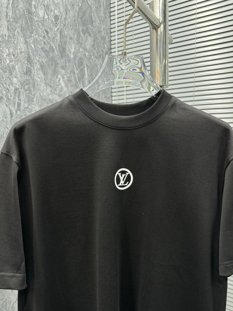Louis Vuitton T-Shirts Sophisticated 133240