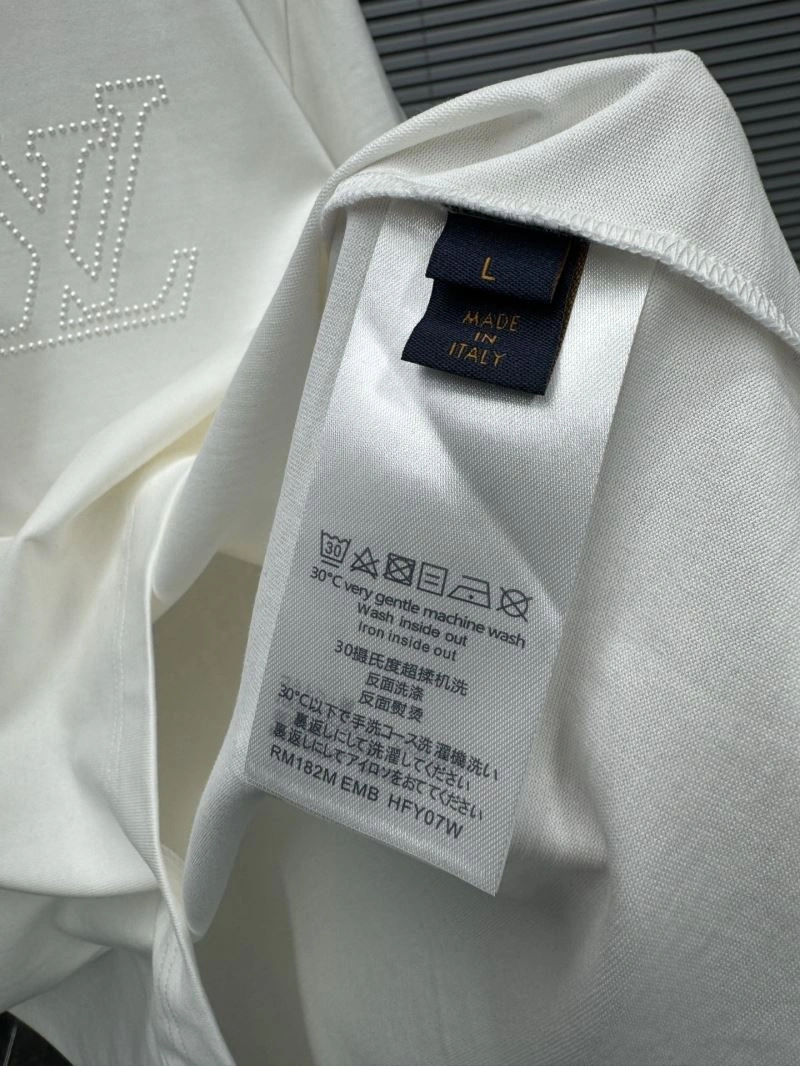 ComfortFit Louis Vuitton T-Shirts 133229