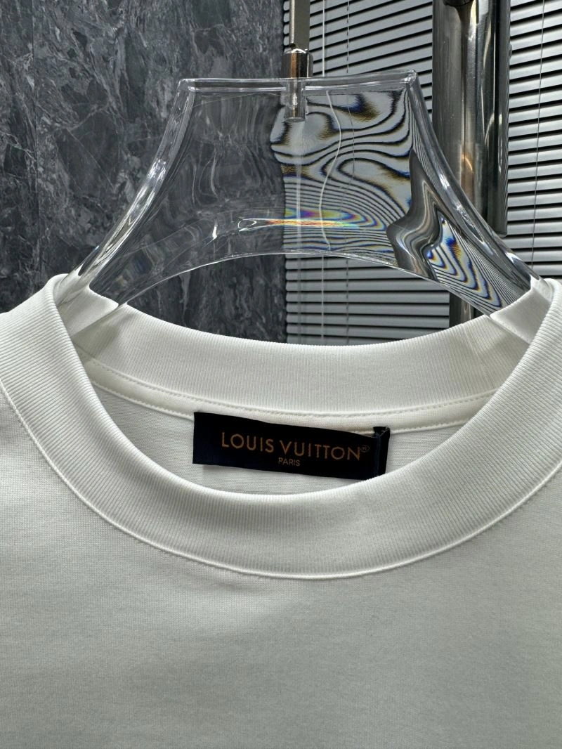 ComfortFit Louis Vuitton T-Shirts 133229