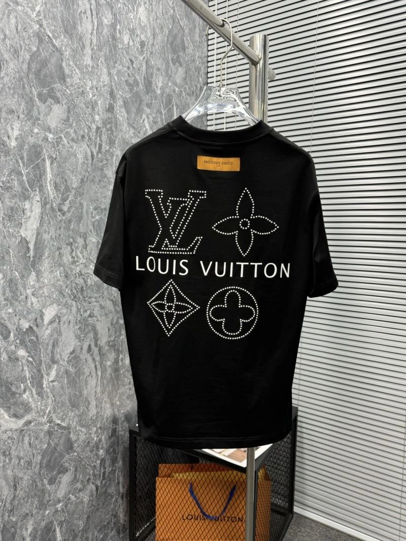 Louis Vuitton T-Shirts Breathable 133230