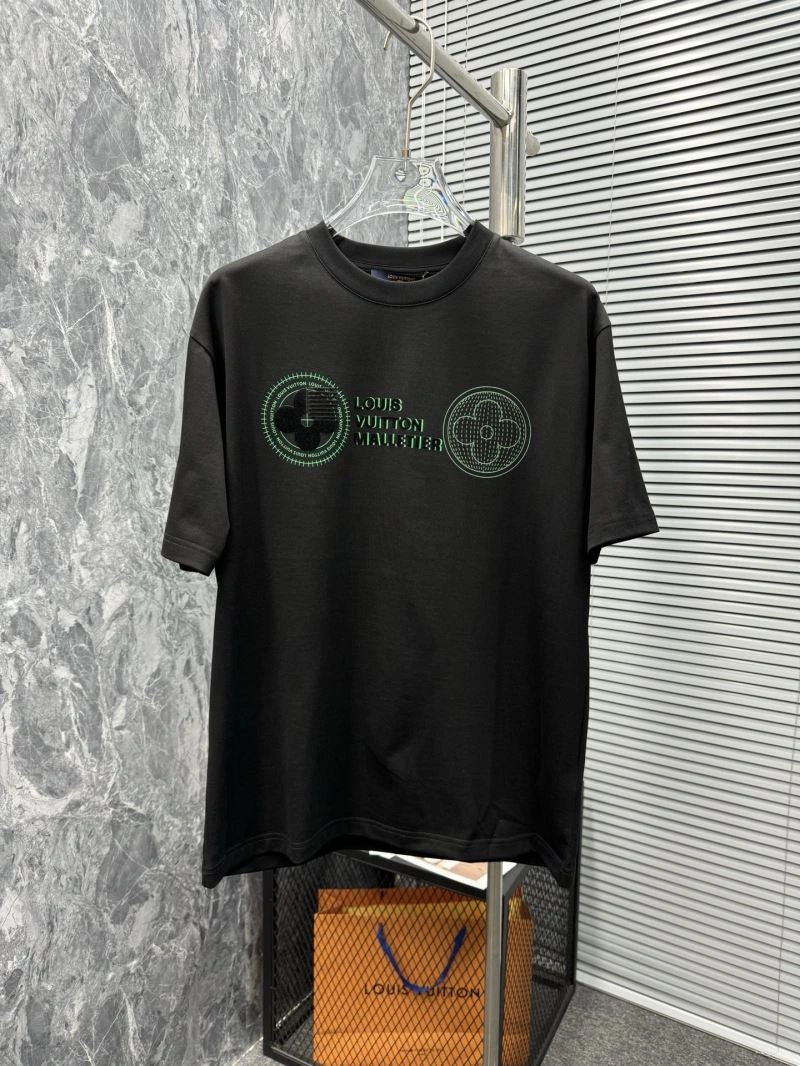Snug Louis Vuitton T-Shirts 133254