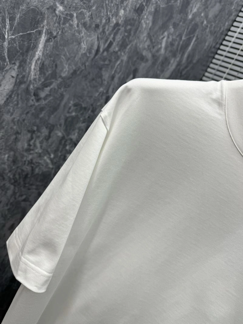 Louis Vuitton T-Shirts Contemporary 133235