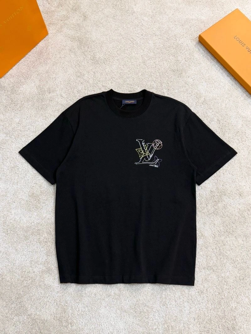 Louis Vuitton T-Shirts Minimalist 133232
